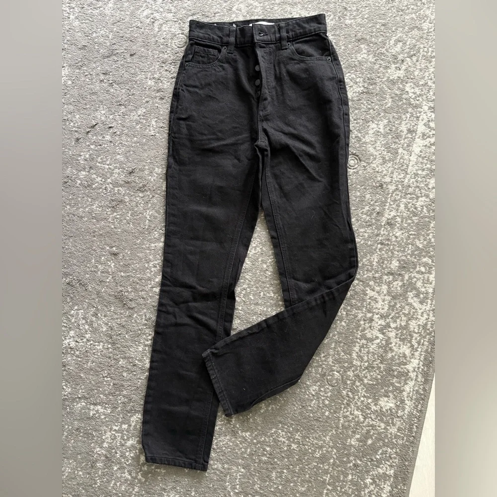 Size 25 Stylish Black Denim Jeans - Picture 1 of 5